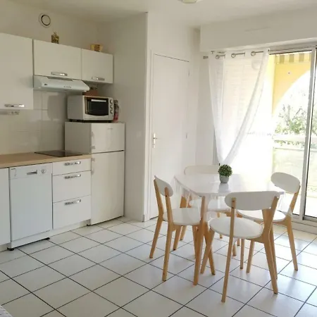 Le Garden 250 M Du Chay 로양