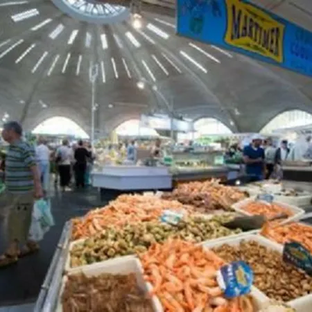 Le Garden 250 M Du Chay شقة *