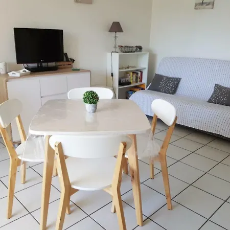 Le Garden 250 M Du Chay رويا